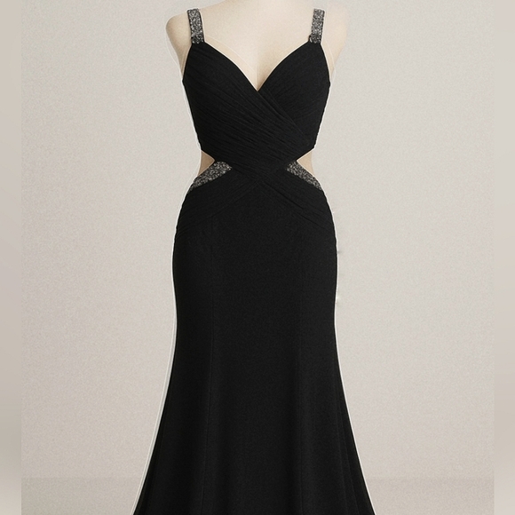 Elegant Black X-Small Gown - Picture 1 of 7